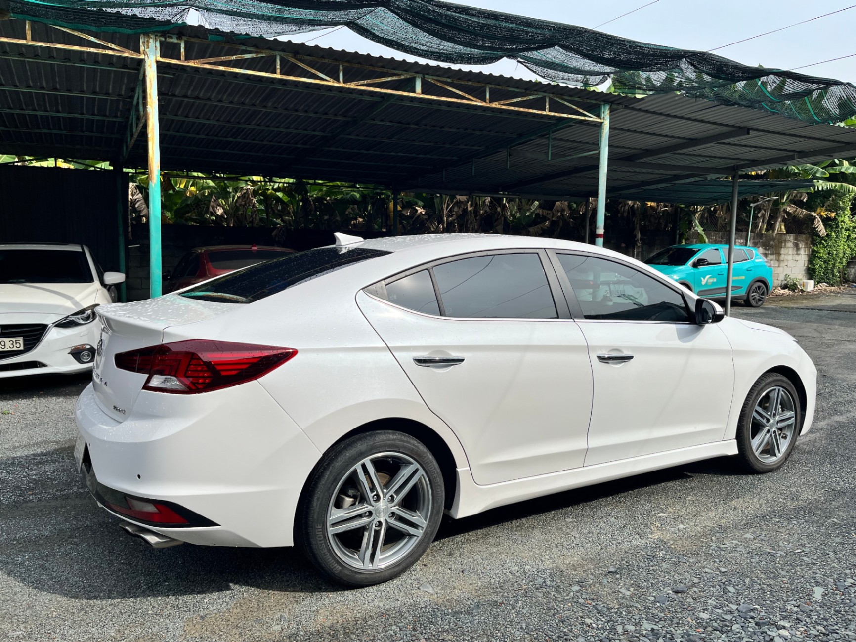 Hyundai Elantra Sport 1.6 AT 2019 - Ngoại thất 3