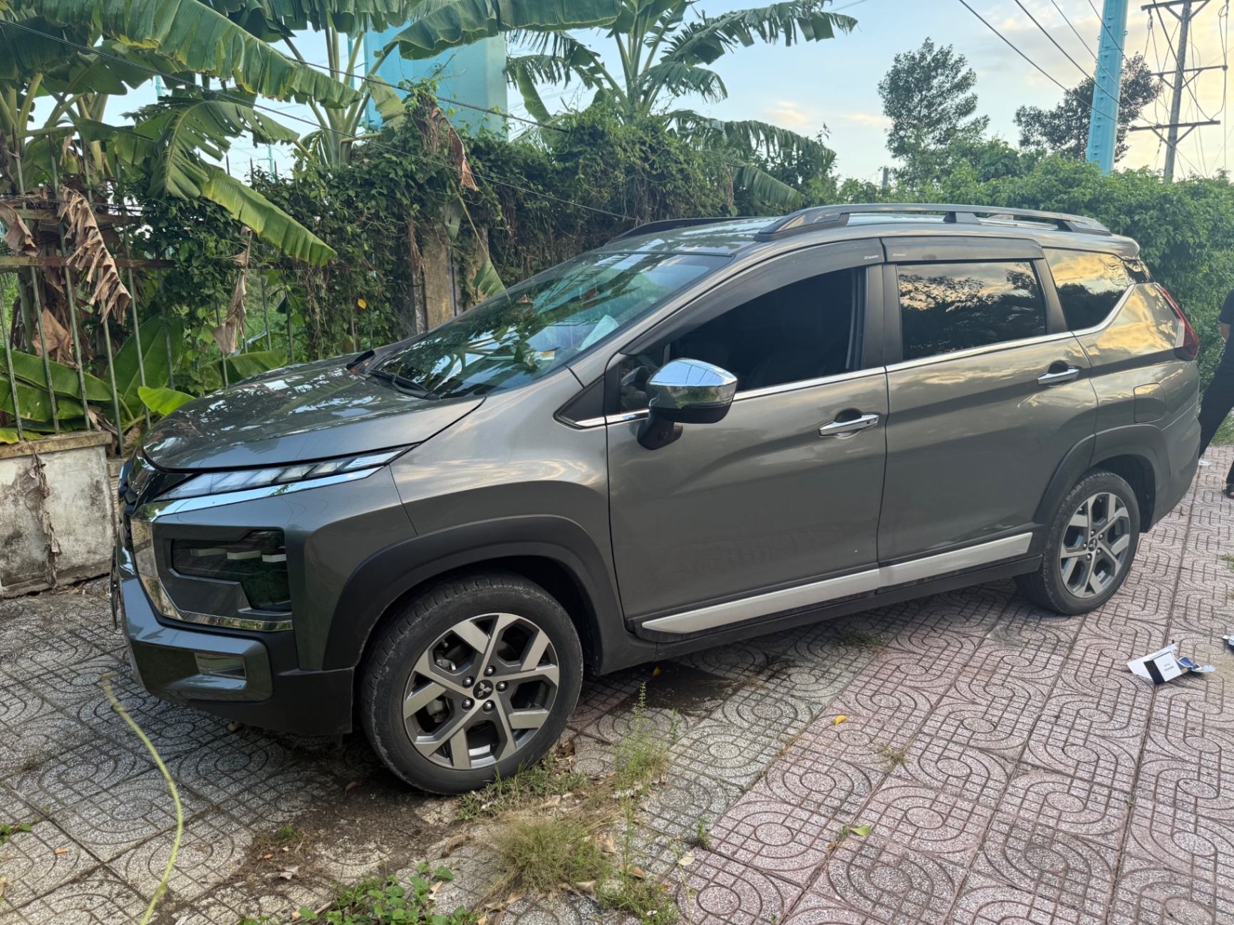 Mitsubishi Xpander Cross 1.5 AT 2023 - Ngoại thất 1