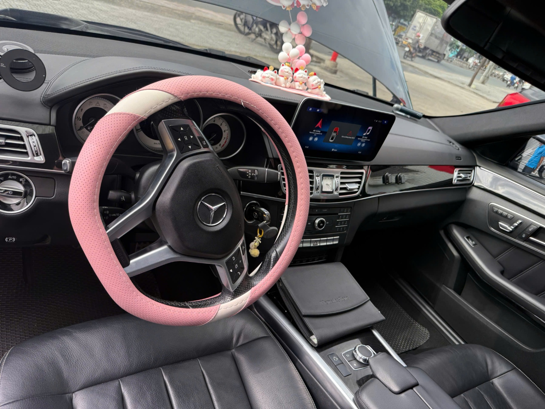 Mercedes E class E250 AMG 2015 - Nội thất 9
