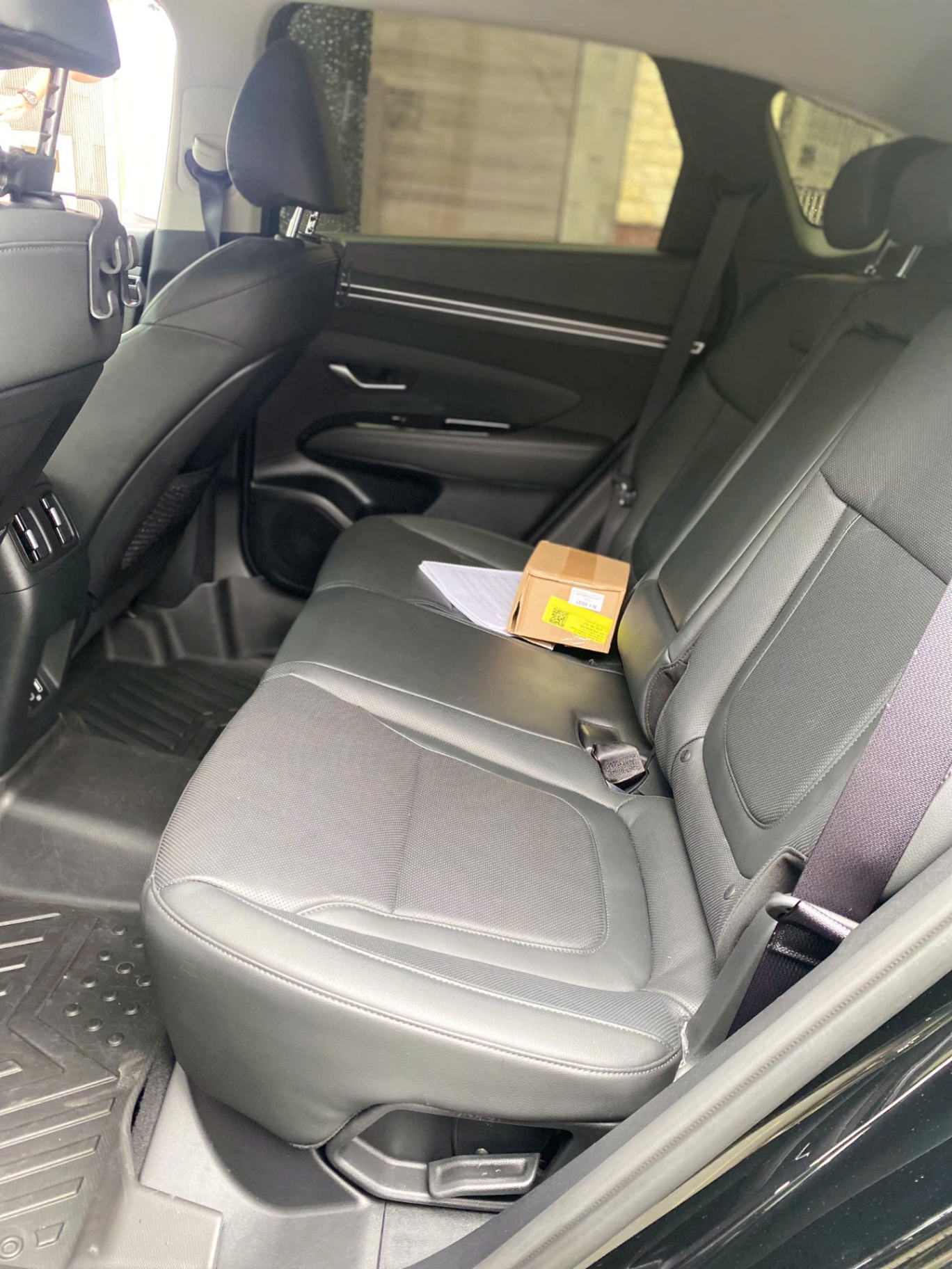 Hyundai Tucson 2.0 AT Đặc biệt 2024 - Nội thất 13