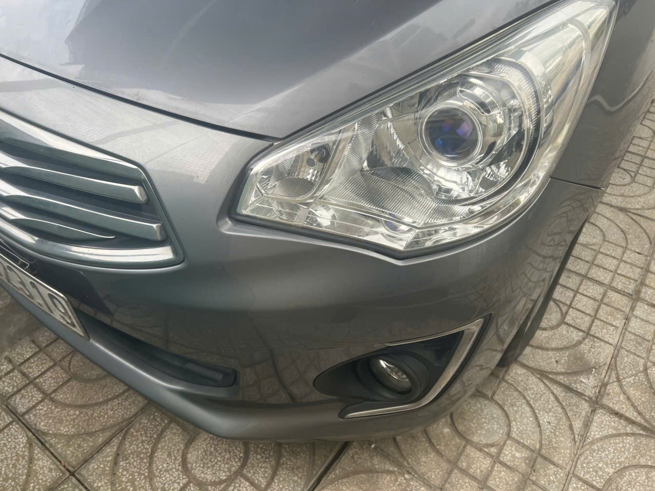 Mitsubishi Attrage 1.2 CVT Eco 2019 - Ngoại thất 2