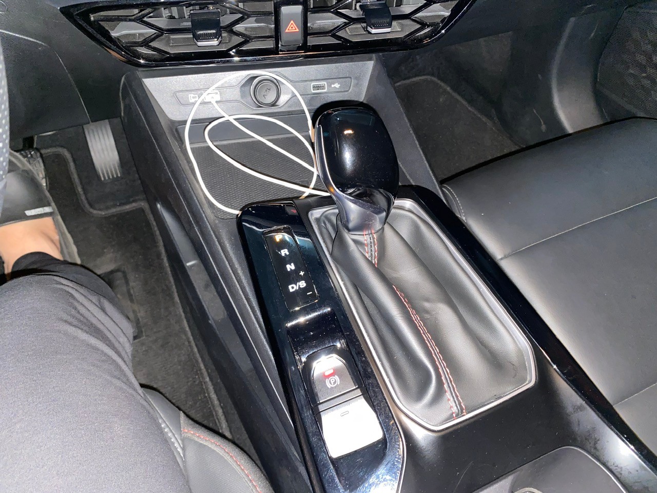 MG 5 Luxury 1.5 AT 2023 - Nội thất 1