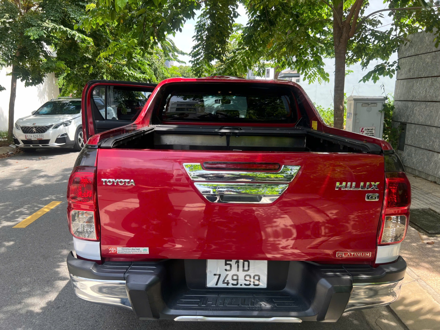 Toyota Hilux 2.8G 4x4 AT 2018 - Ngoại thất 1