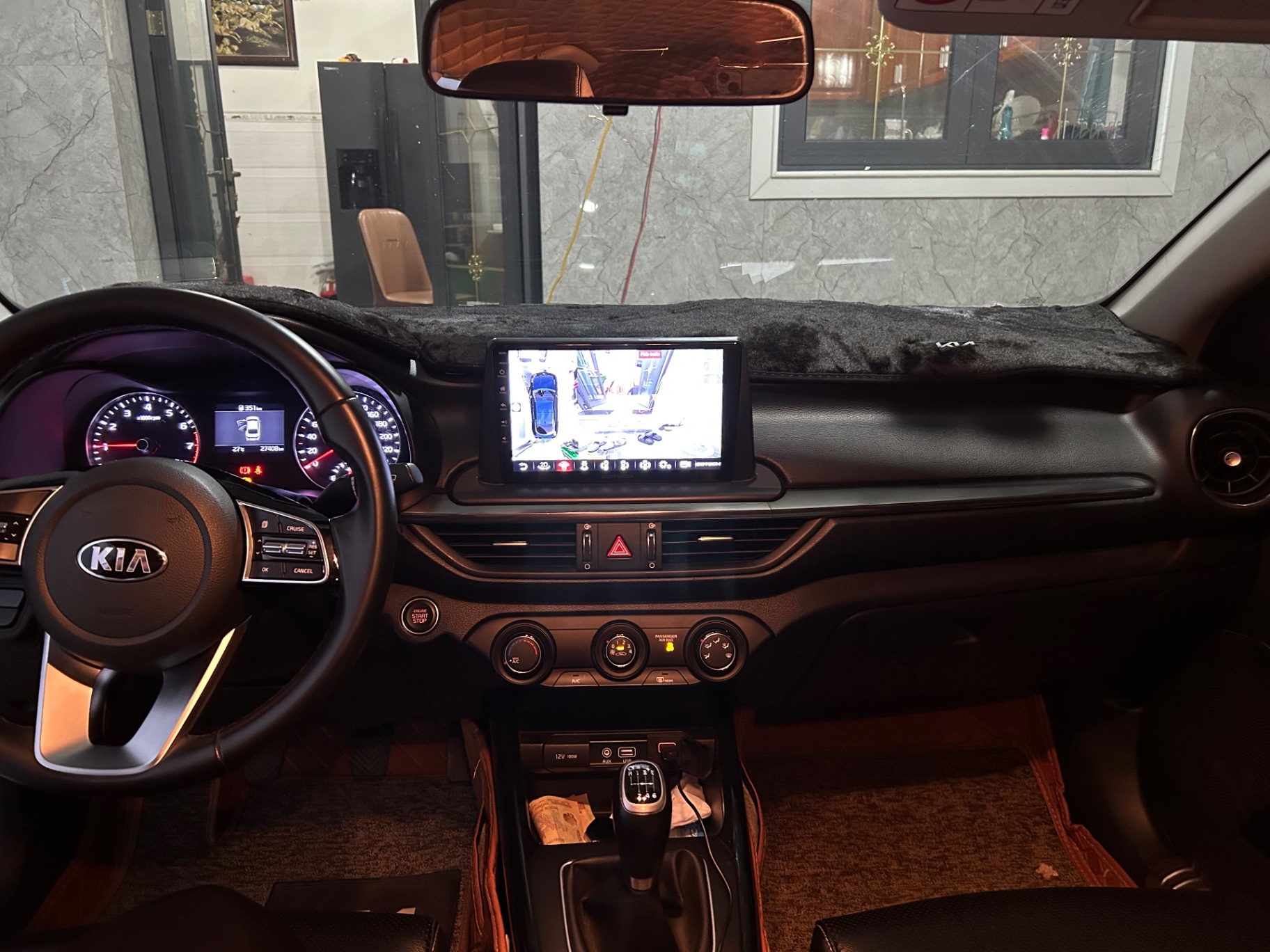 Kia Cerato 1.6 MT 2019 - Nội thất 1