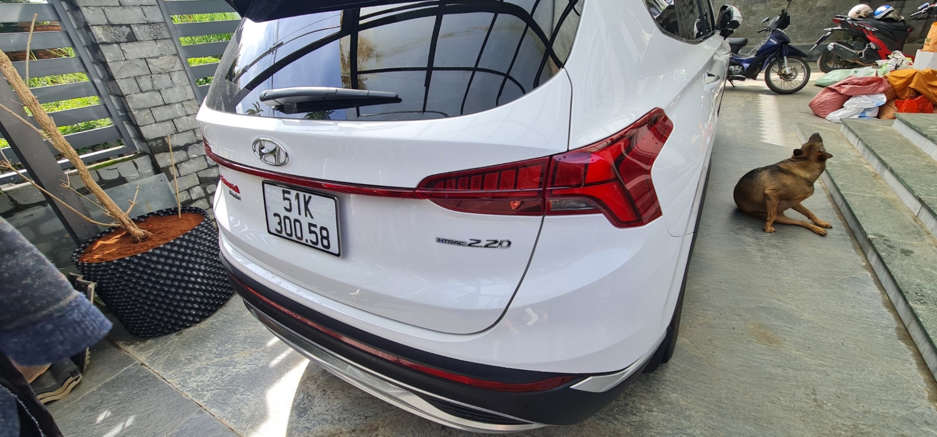 Hyundai Santafe Cao cấp 2.2L HTRAC 2022 - Ngoại thất 2