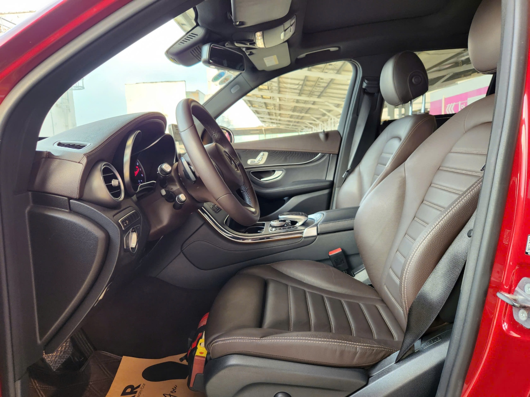 Mercedes Glc 300 4Matic 2017 - Nội thất 1