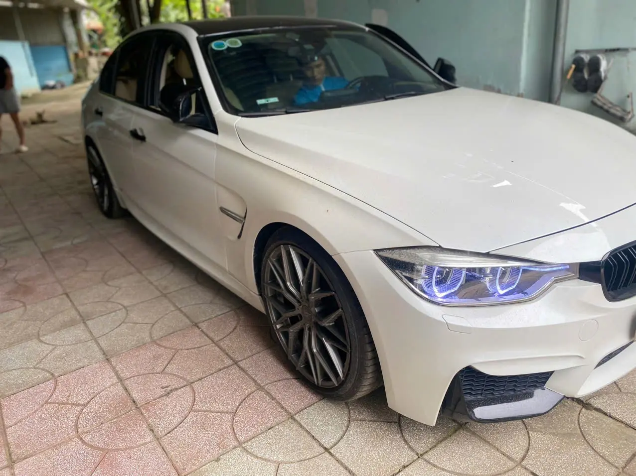 BMW 3 series 320i 2016 - Ngoại thất 11