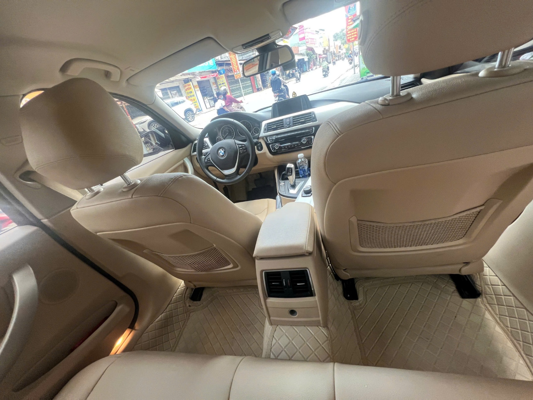 BMW 3 series 320i 2016 - Nội thất 3