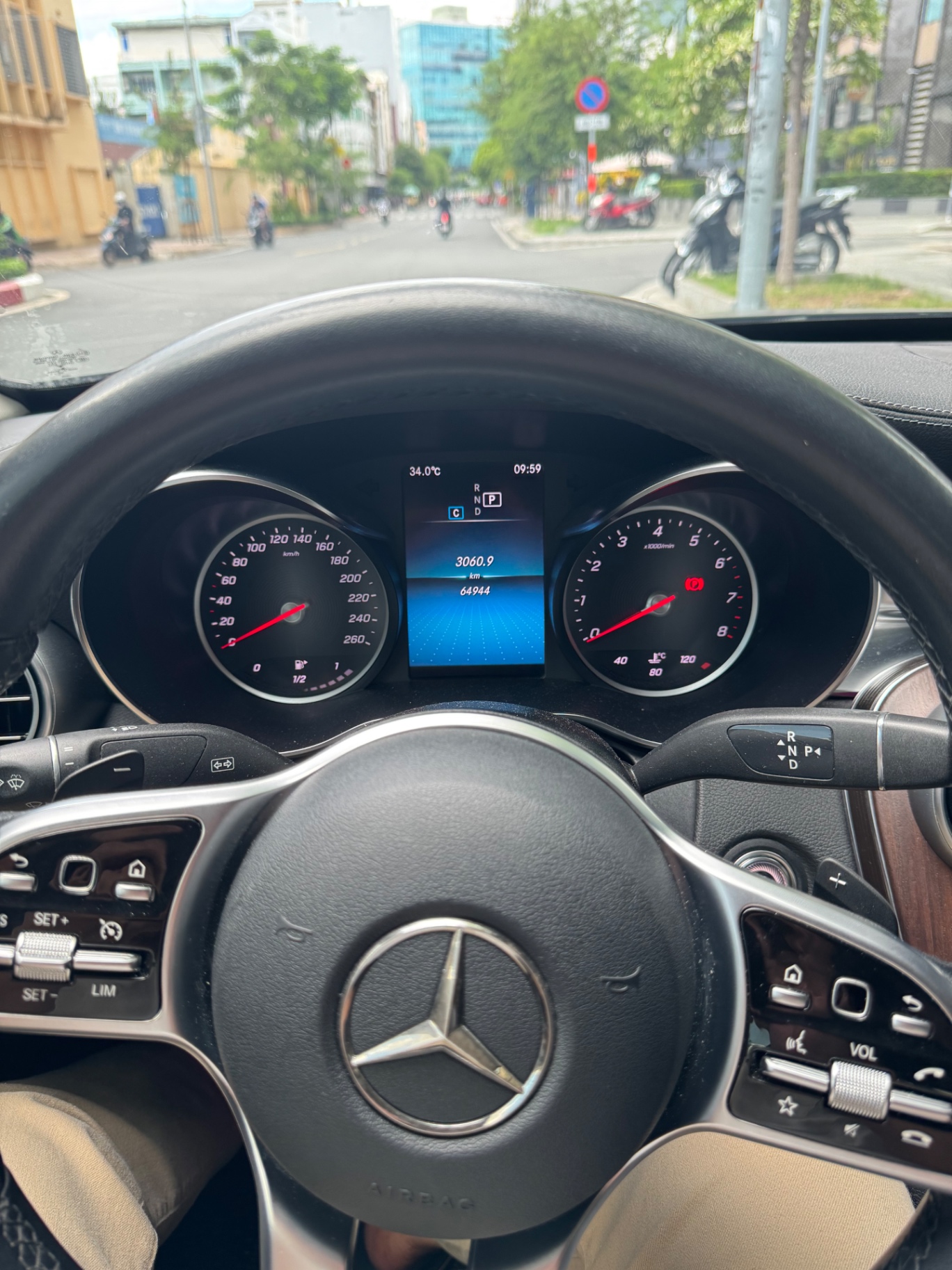Mercedes C class C200 Exclusive 2021 - Nội thất 1