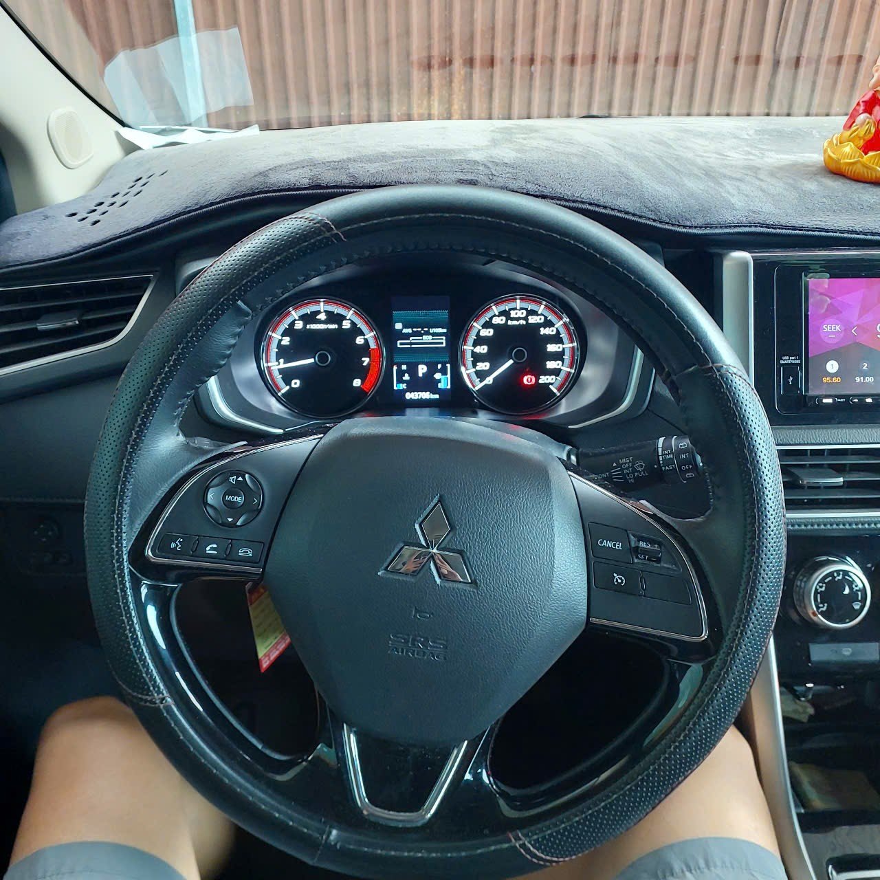 Mitsubishi Xpander 1.5 AT 2020 - Nội thất 1