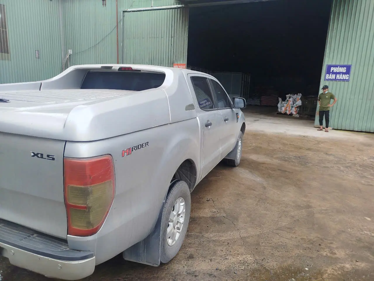 Ford Ranger XLS 2.2L 4x2 AT 2014 - Ngoại thất 3