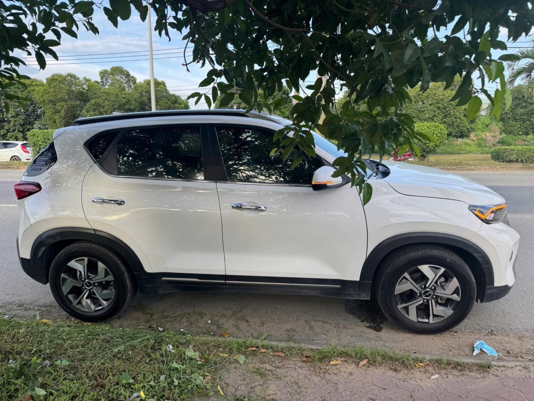 Kia Sonet Premium 1.5 AT 2024 - Ngoại thất 2