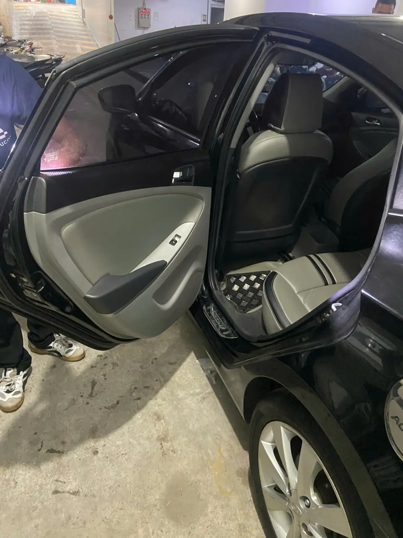 Hyundai Accent 1.4 MT 2013 - Ngoại thất 10
