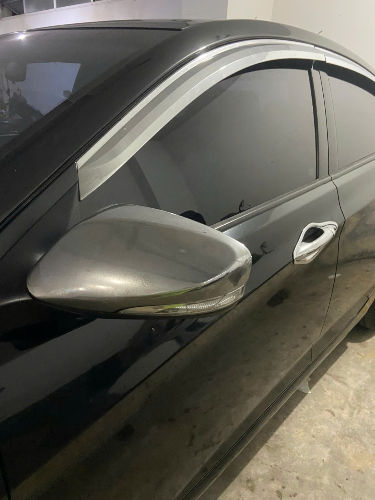 Hyundai Accent 1.4 MT 2013 - Nội thất 11