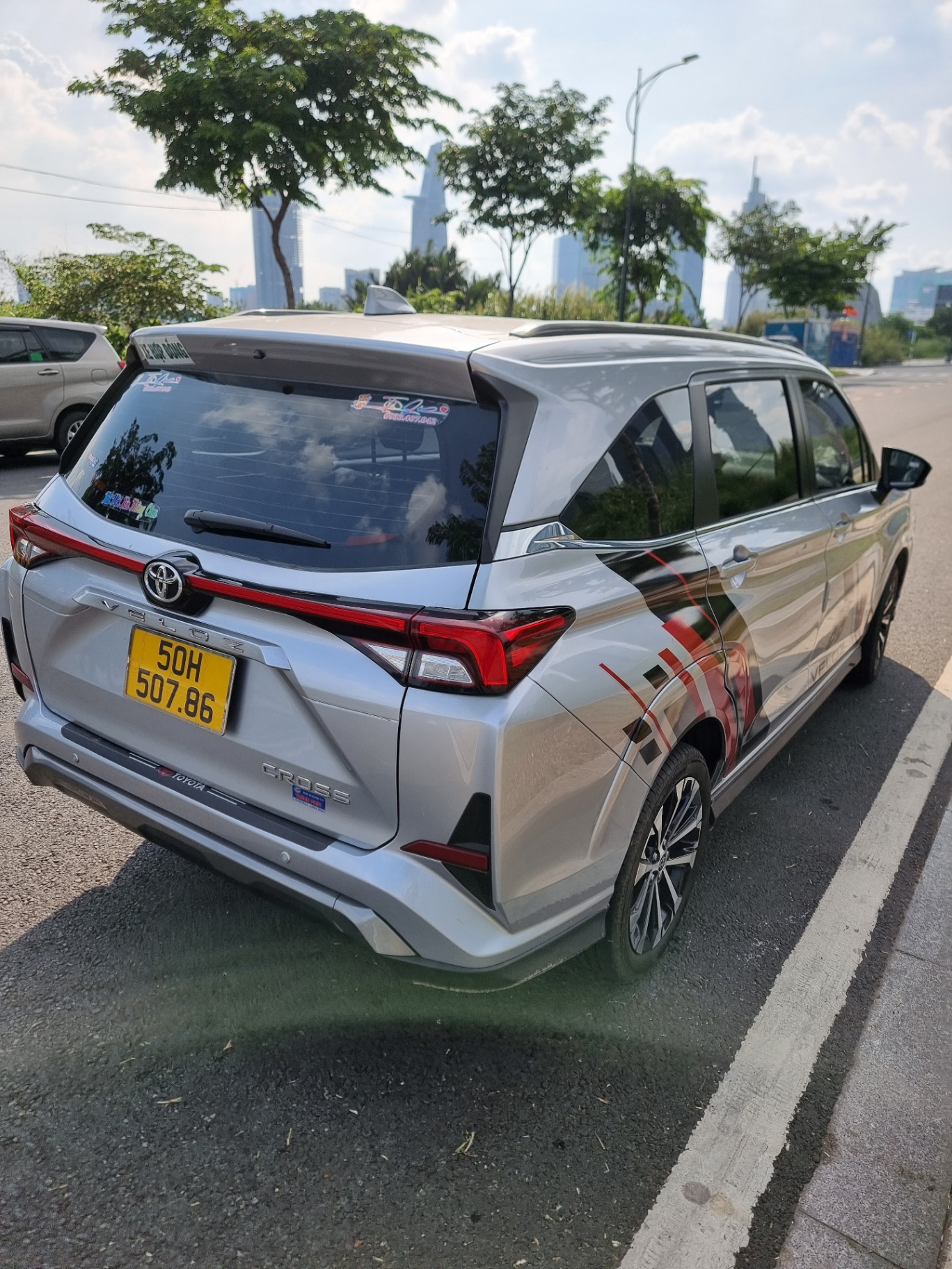Toyota Veloz Cross Top 1.5 CVT 2024 - Ngoại thất 2