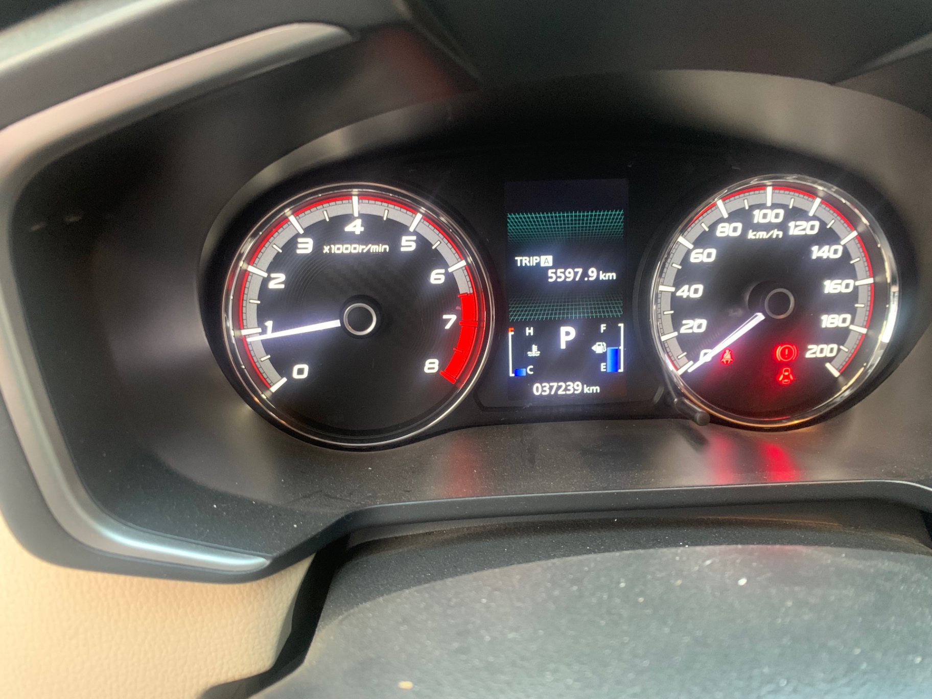 Mitsubishi Xpander 1.5 AT 2019 - Nội thất 2