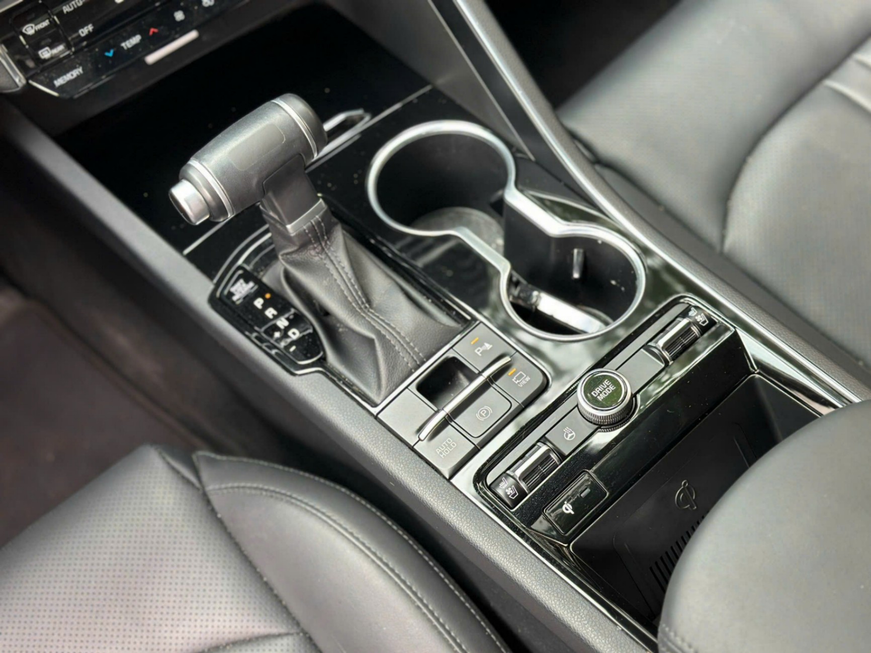 Kia K5 Premium 2.0 AT 2022 - Nội thất 6