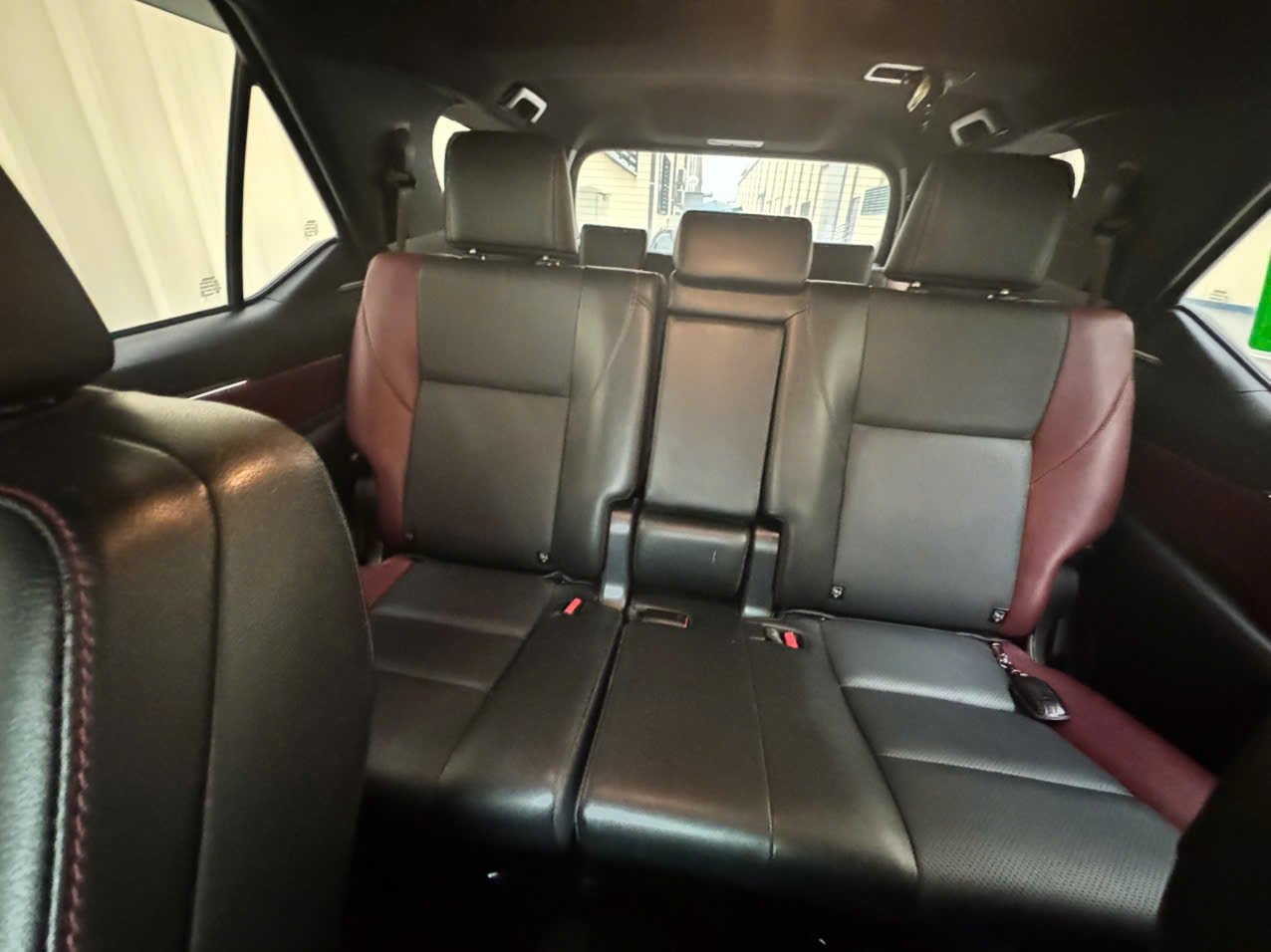 Toyota Fortuner 2.4G 4x2 AT Legender 2024 - Nội thất 3
