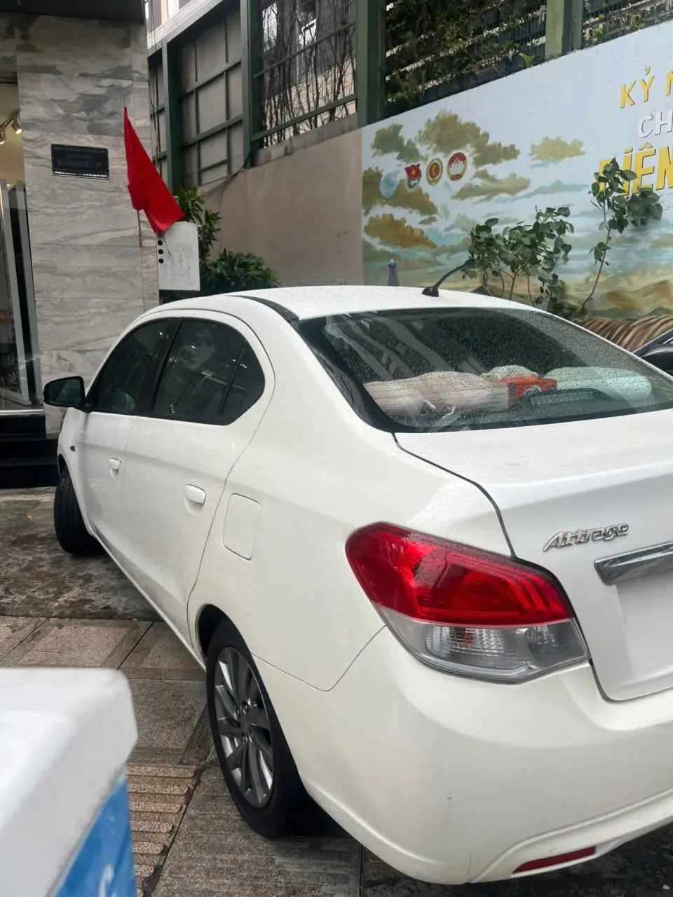 Mitsubishi Attrage 1.2 CVT 2016 - Ngoại thất 9