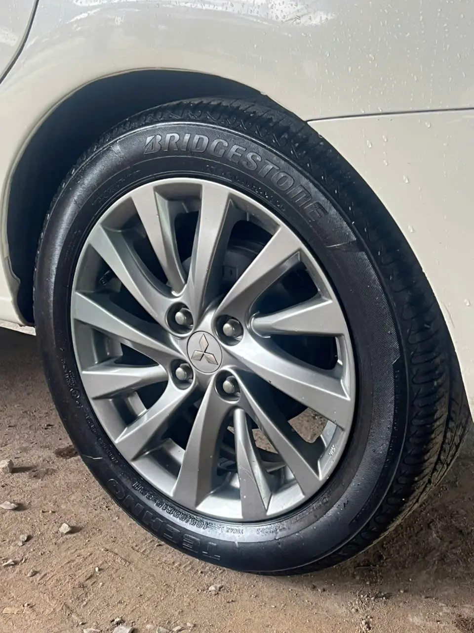Mitsubishi Attrage 1.2 CVT 2016 - Ngoại thất 10