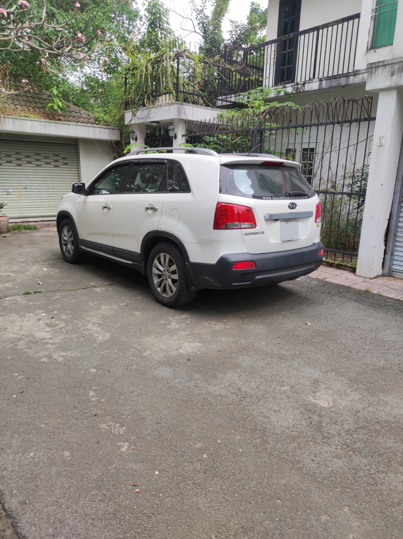 Kia Sorento GAT 2.4L 2WD 2011 - Ngoại thất 3