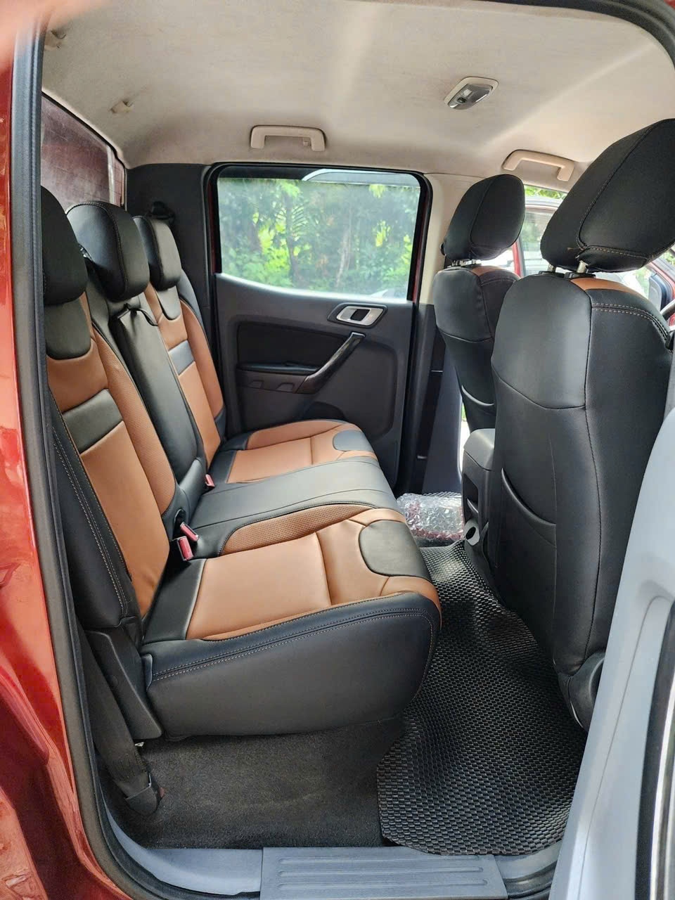 Ford Ranger XLT 2.2L 4x4 MT 2013 - Nội thất 2