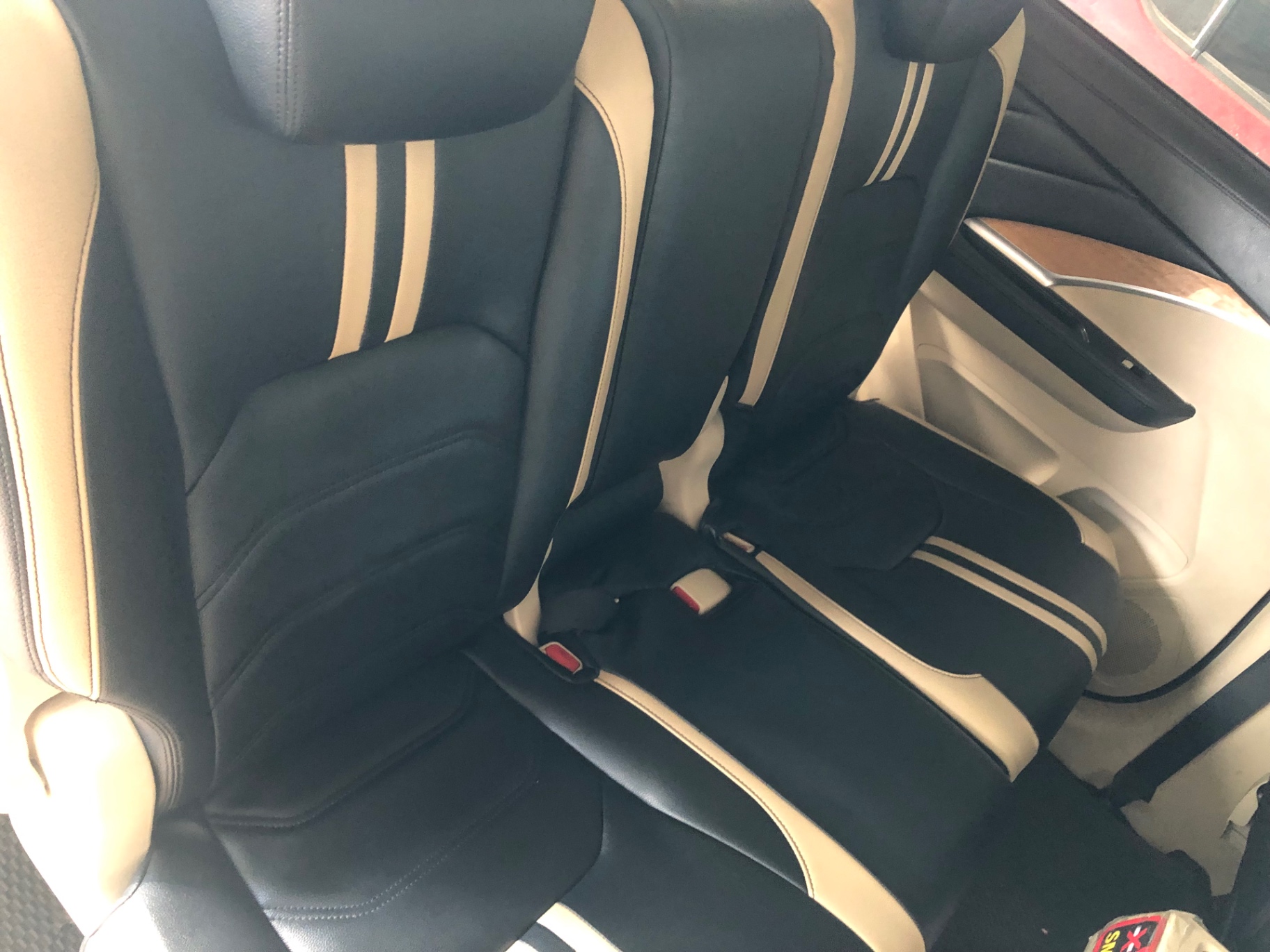 Mitsubishi Xpander 1.5 AT 2019 - Nội thất 2