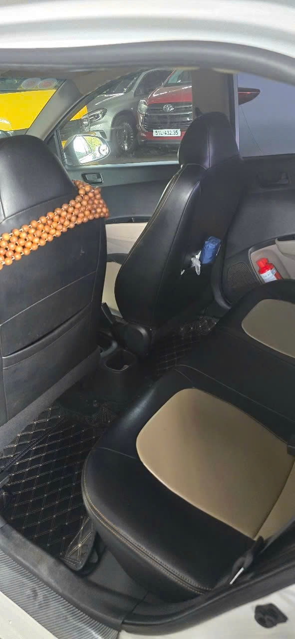 Hyundai i10 2018 Grand 1.2 MT Base - Nội thất 1