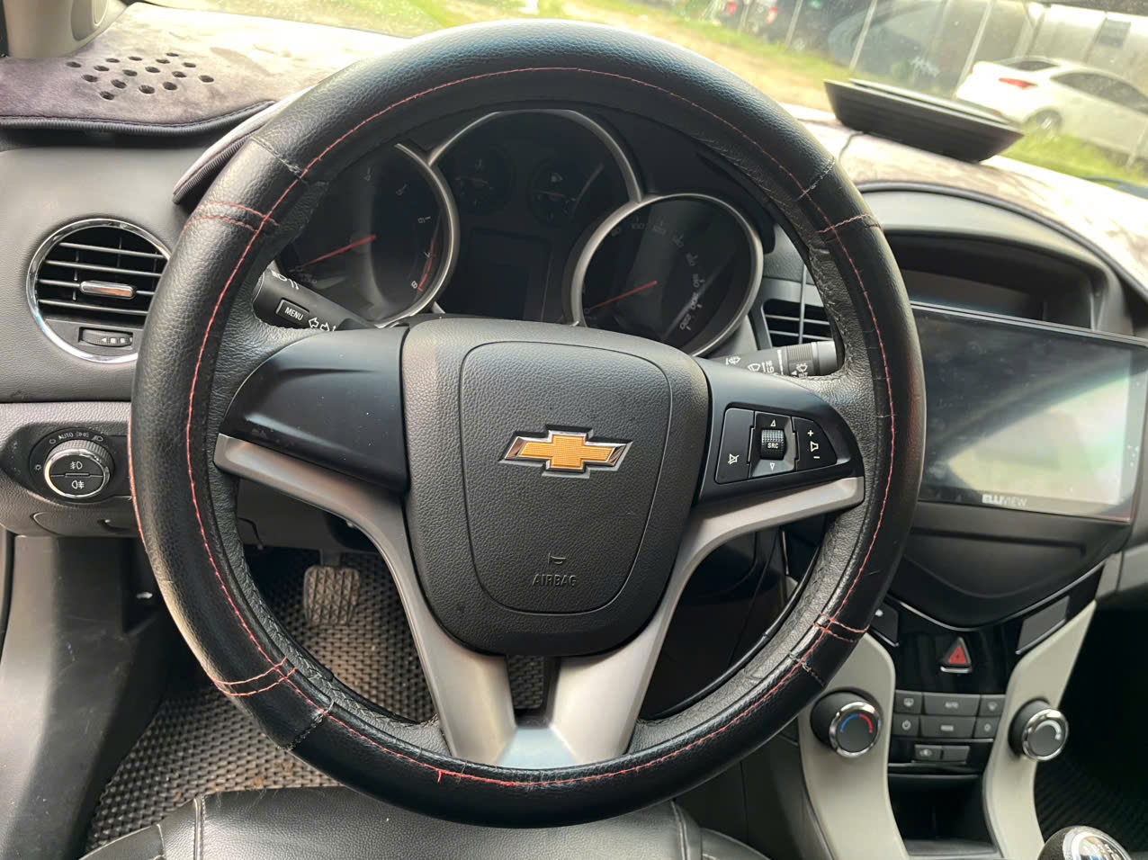 Chevrolet Cruze LT 1.6L 2017 - Nội thất 3