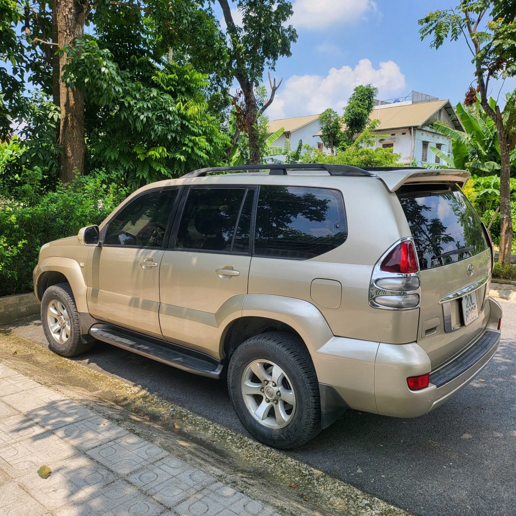 Toyota Prado GX 2.7 AT 2009 - Ngoại thất 2