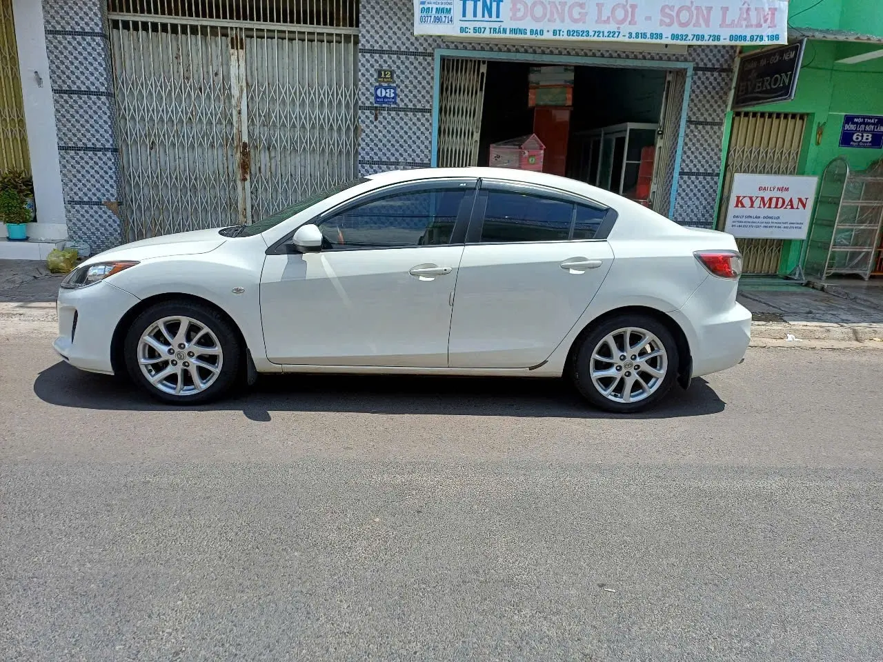 Mazda 3 1.6 AT 2012 - Ngoại thất 4