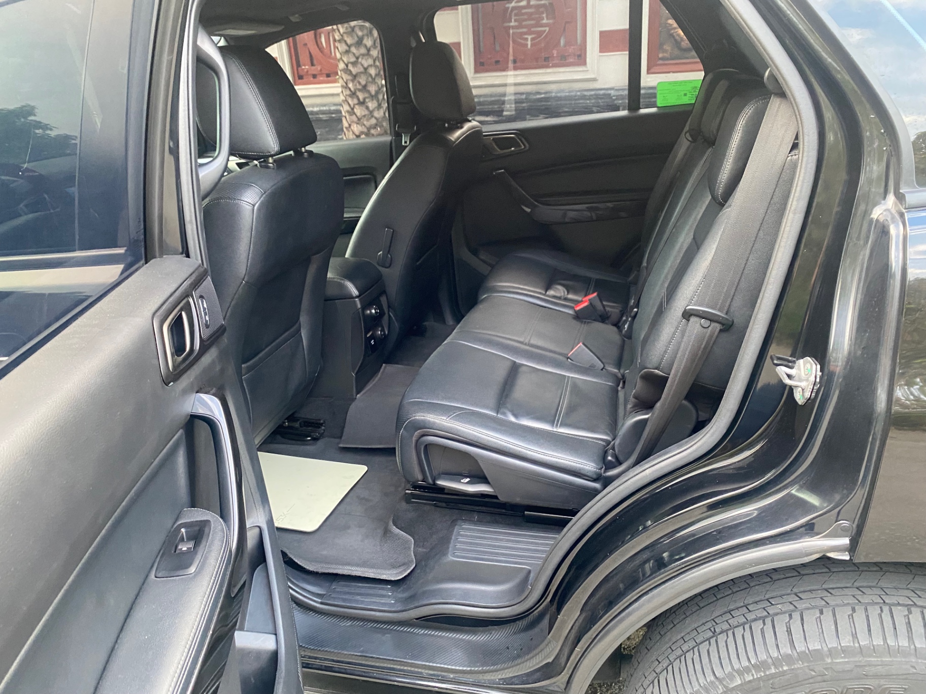 Ford Everest Titanium 2.0L 4x4 AT 2022 - Nội thất 6