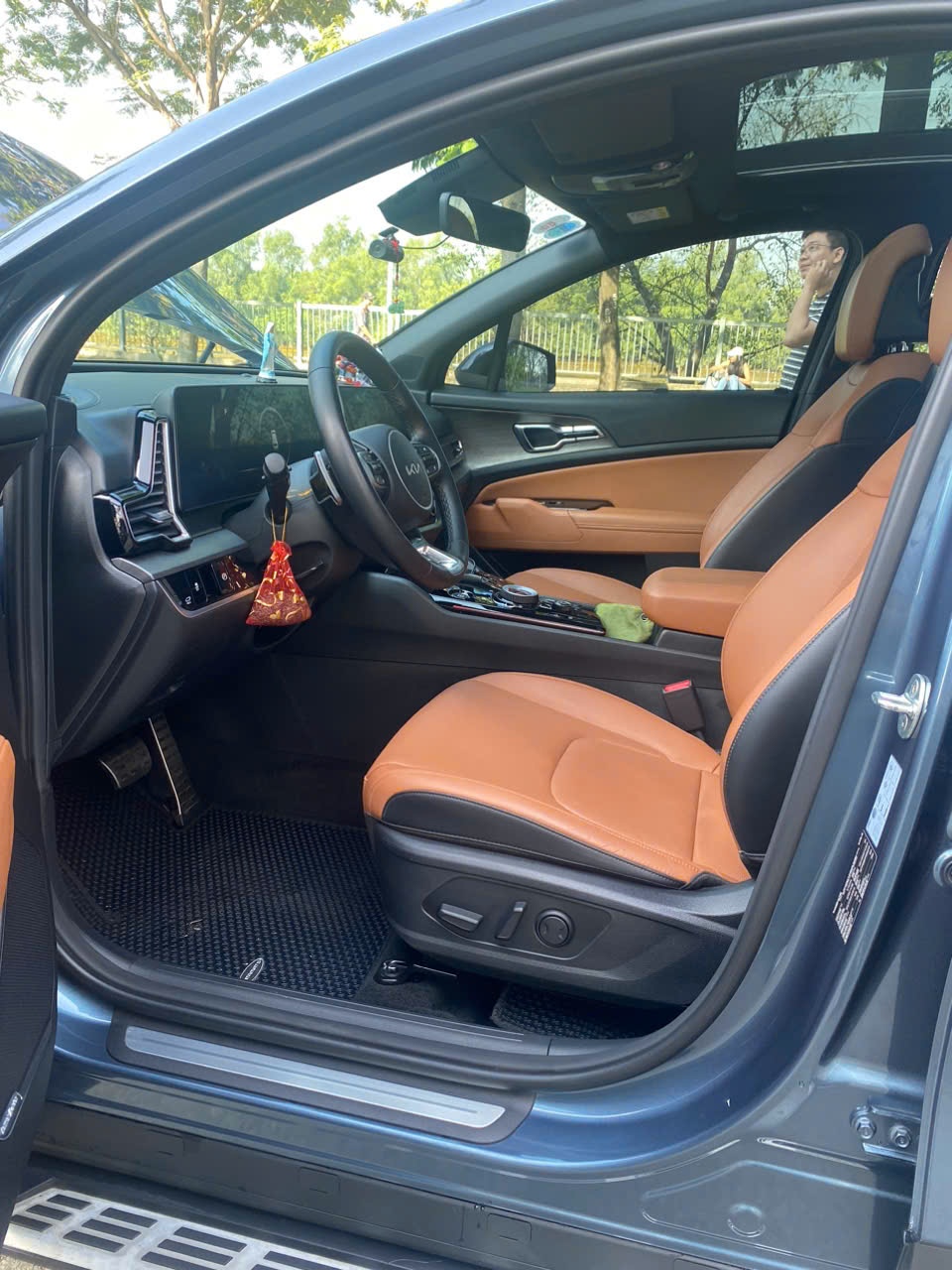 Kia Sportage Signature 1.6T AWD 2022 - Nội thất 2