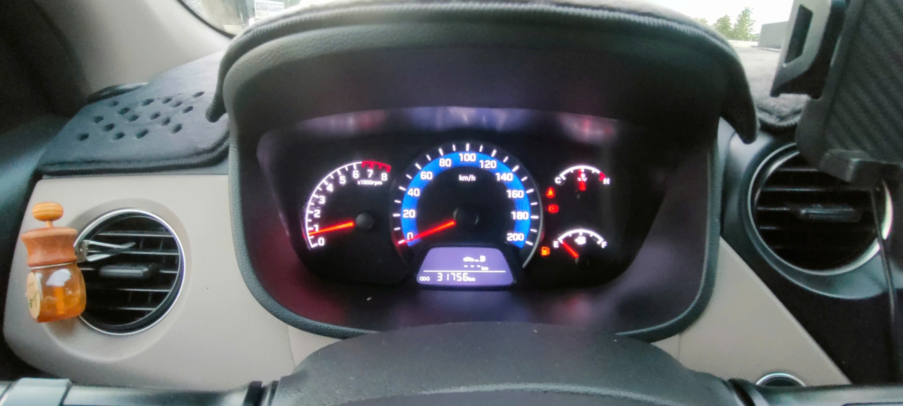 Hyundai I10 Grand 1.2 MT 2020 - Nội thất 1