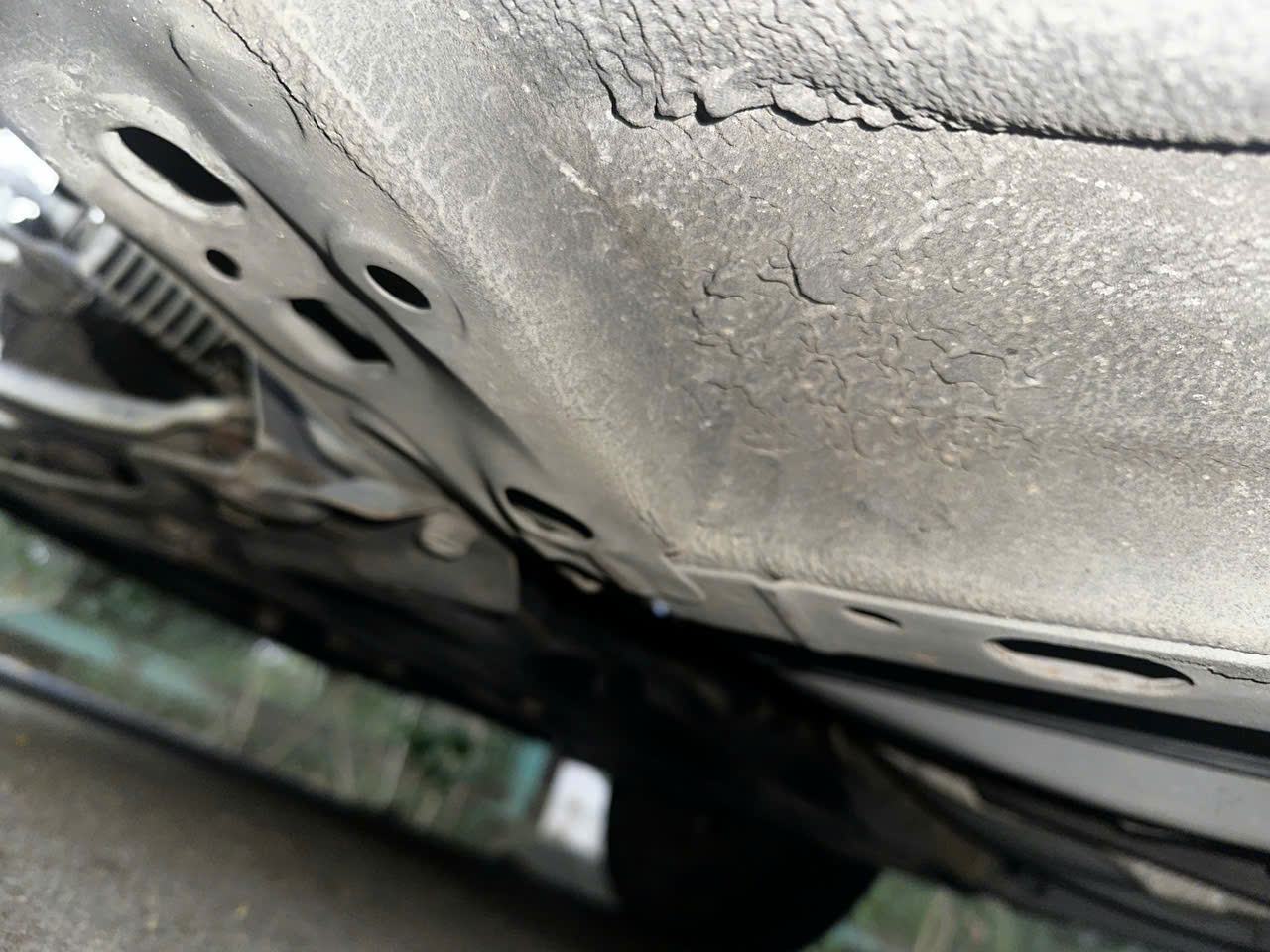 Nissan Sunny XV 2017 - Khoang động cơ 3