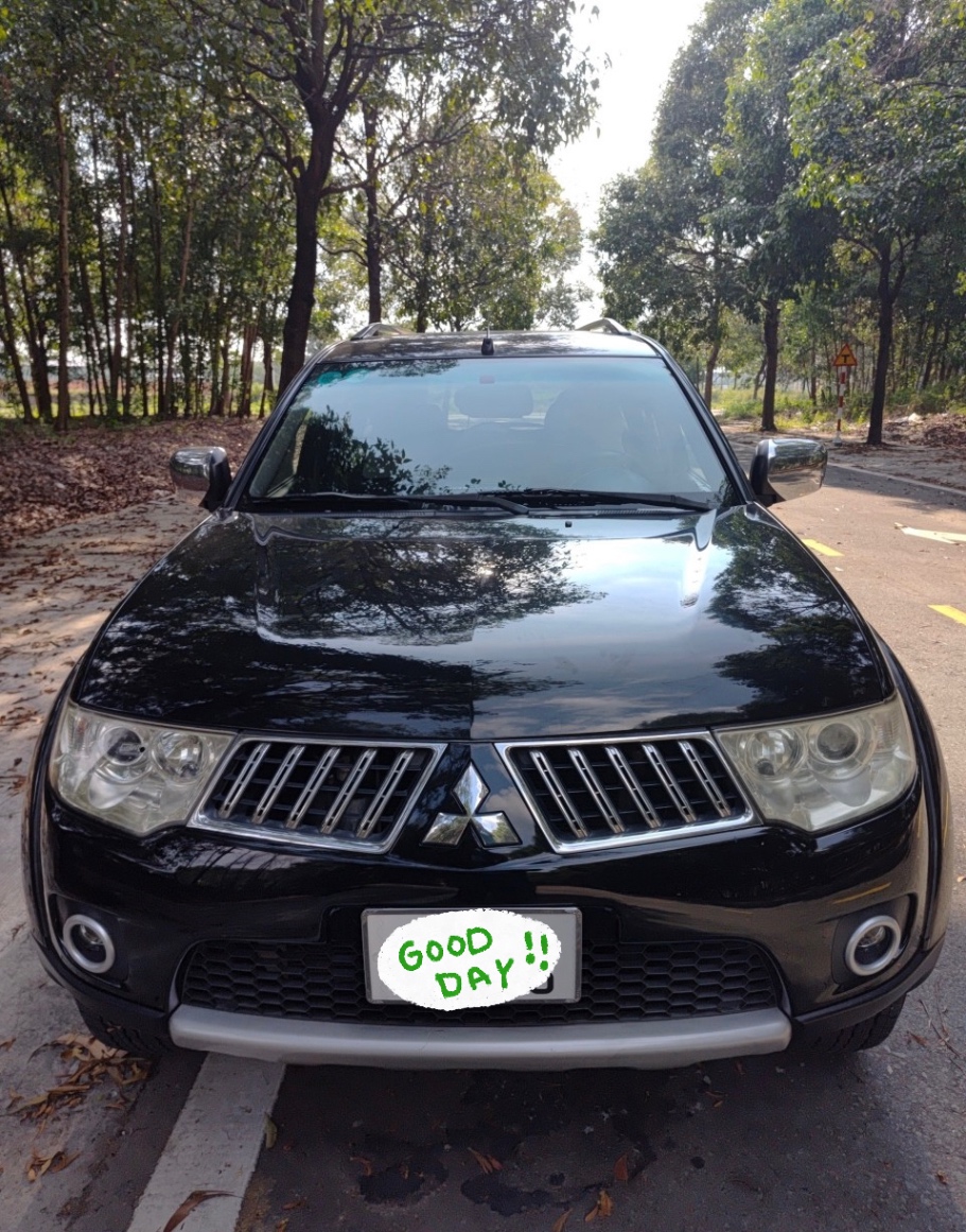 Mitsubishi Pajero sport D 4x2 AT 2012