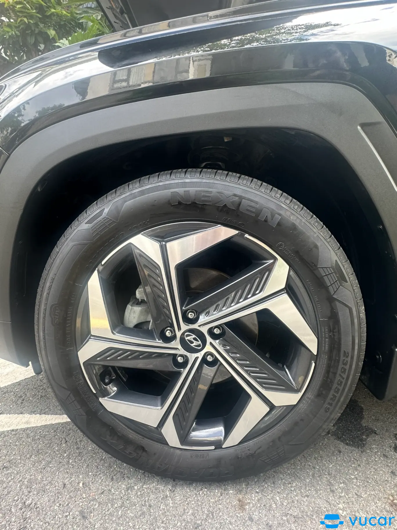 Hyundai Tucson 1.6 AT Turbo - Ngoại thất 10