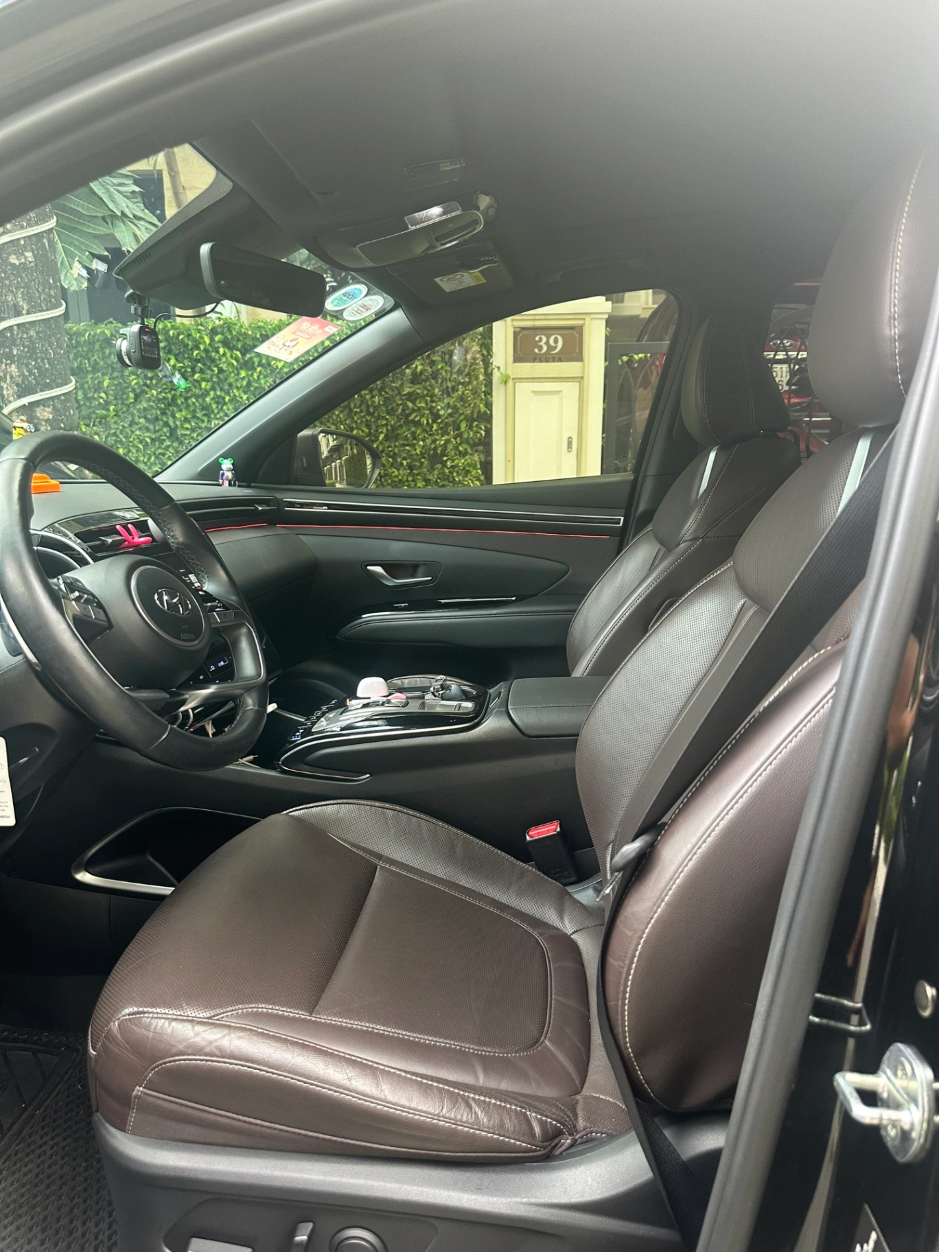 Hyundai Tucson 1.6 AT Turbo - Nội thất 2