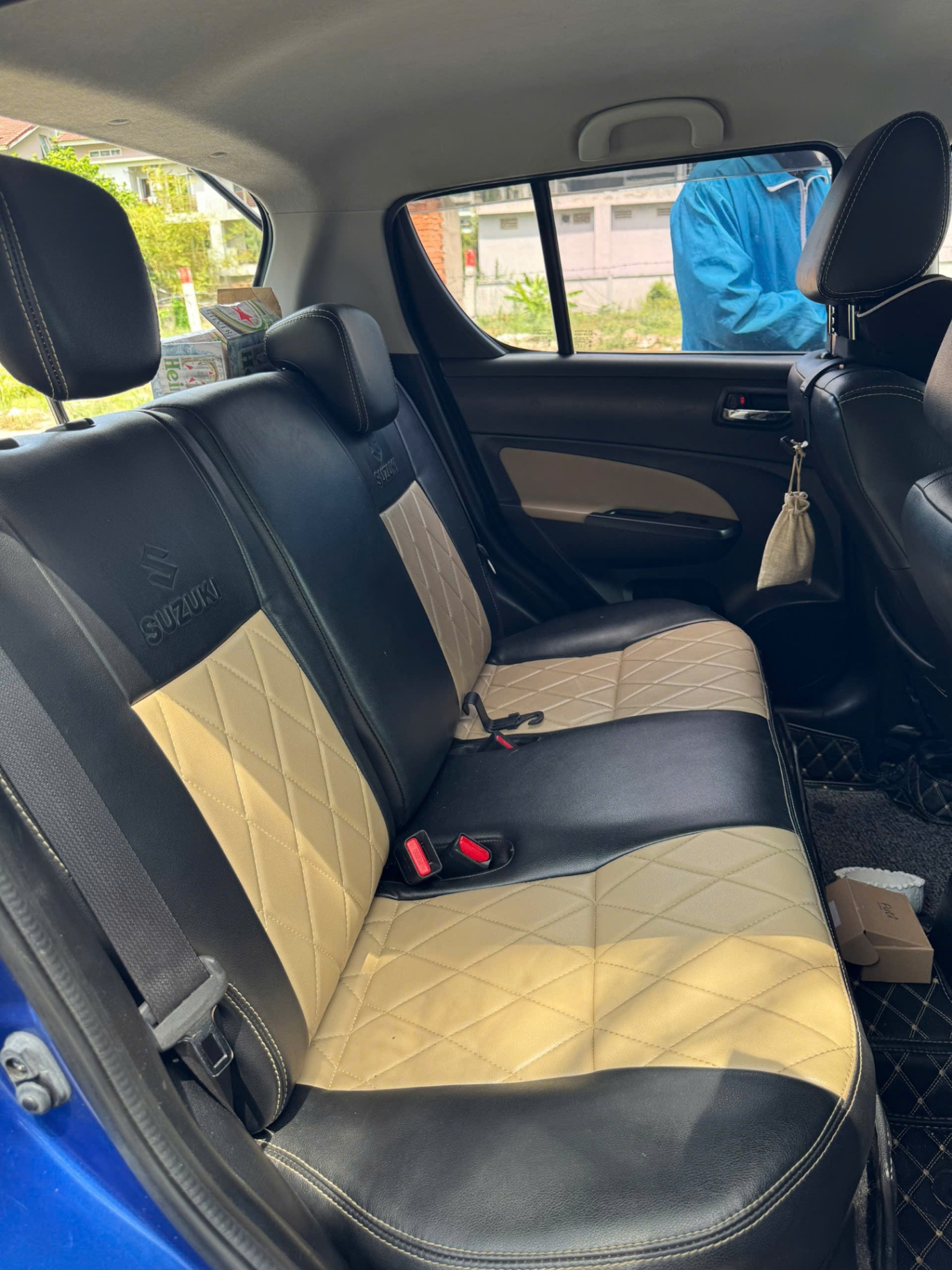 Suzuki Swift Special 2015 - Nội thất 5