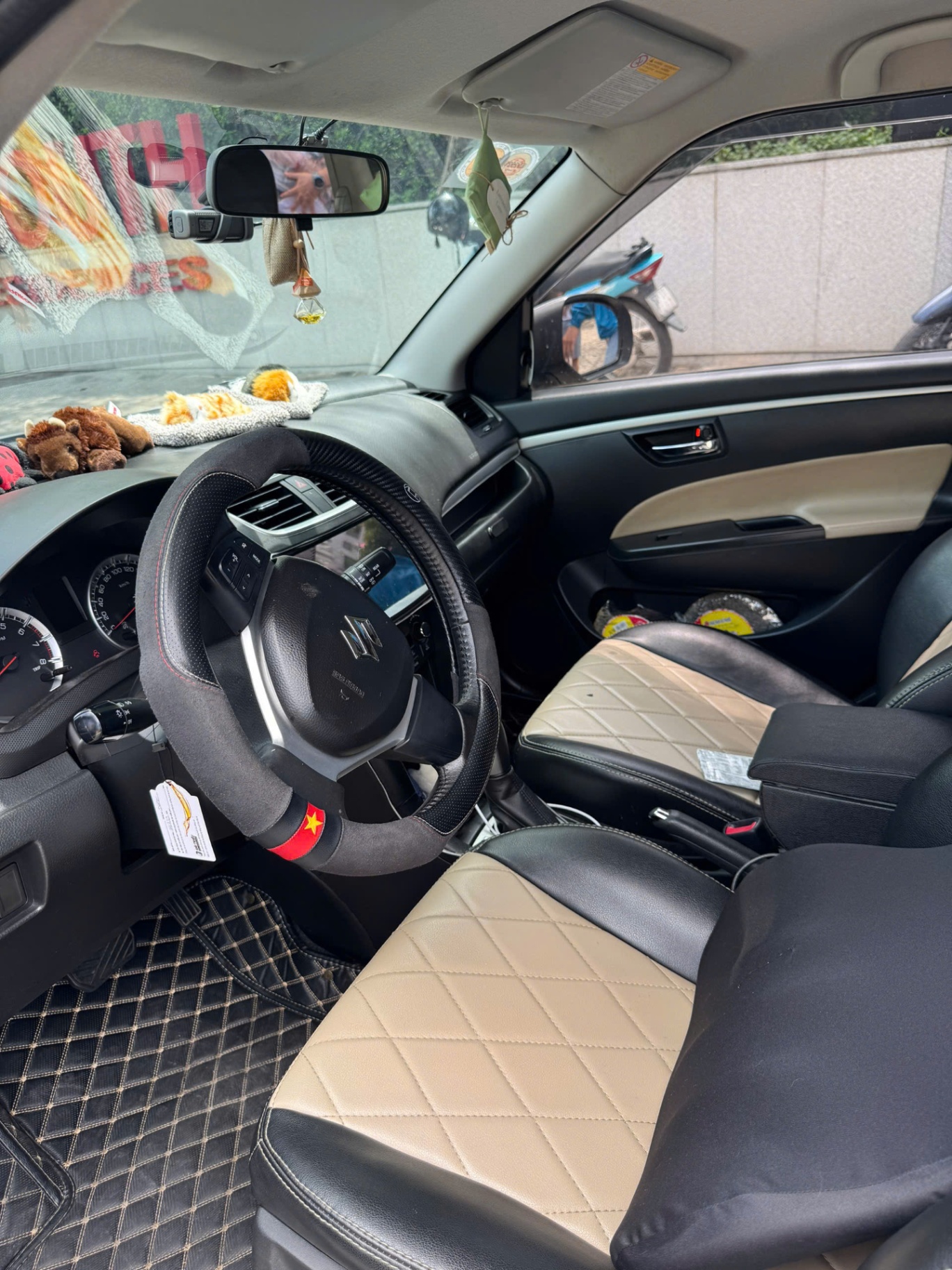 Suzuki Swift Special 2015 - Nội thất 6