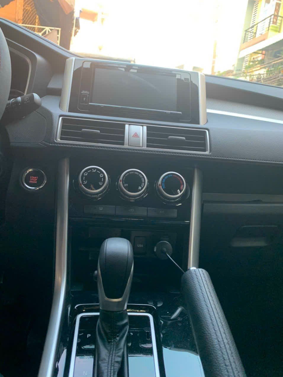 Mitsubishi Xpander 1.5 AT 2021 - Nội thất 1