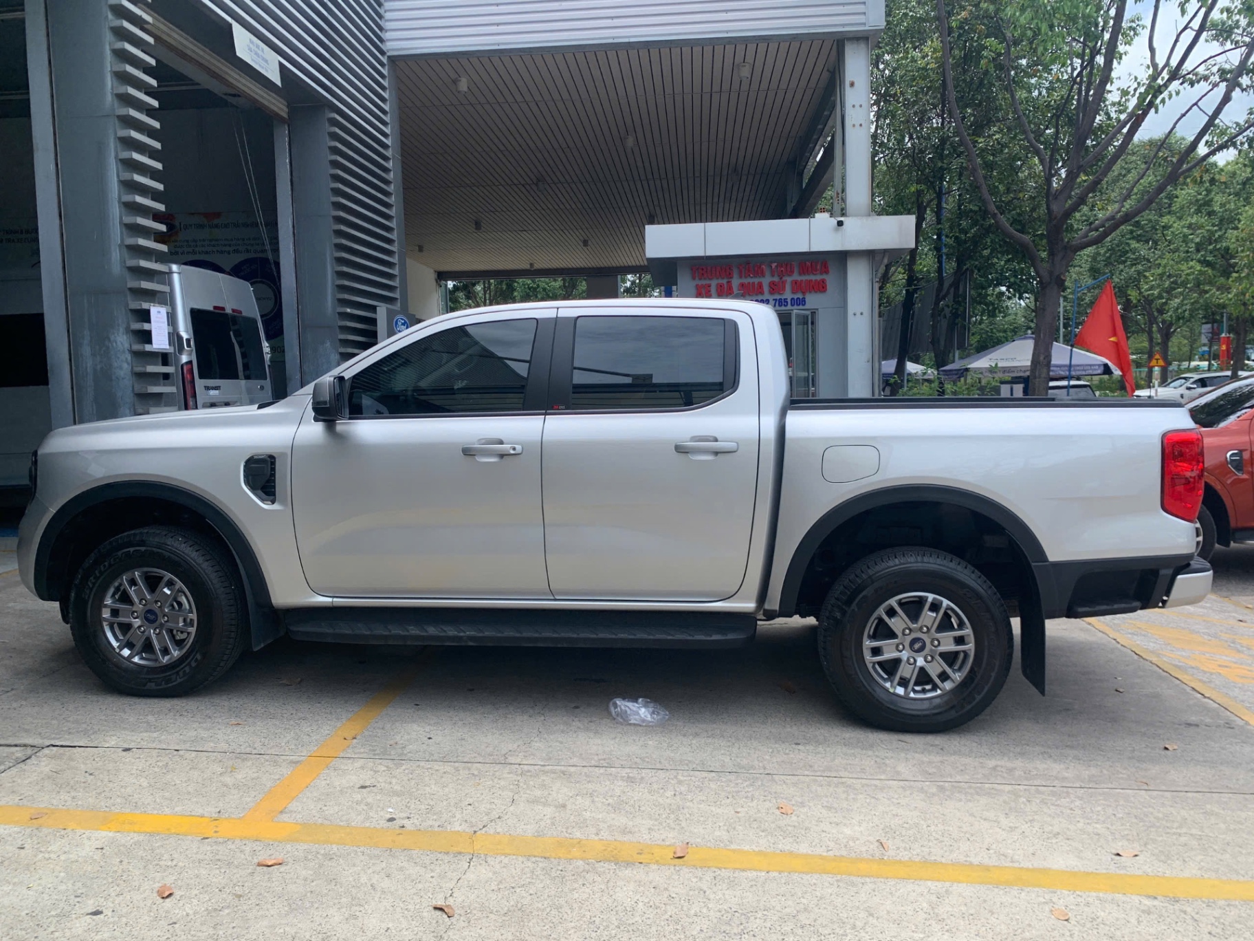 Ford Ranger XLS 2.0L 4x2 AT 2024 - Ngoại thất 2