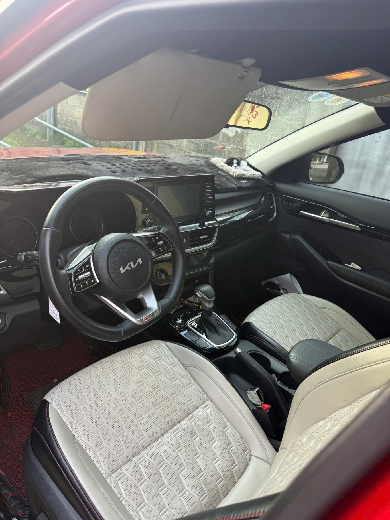 Kia Seltos 1.4 Tubor Luxury 2021 - Nội thất 3