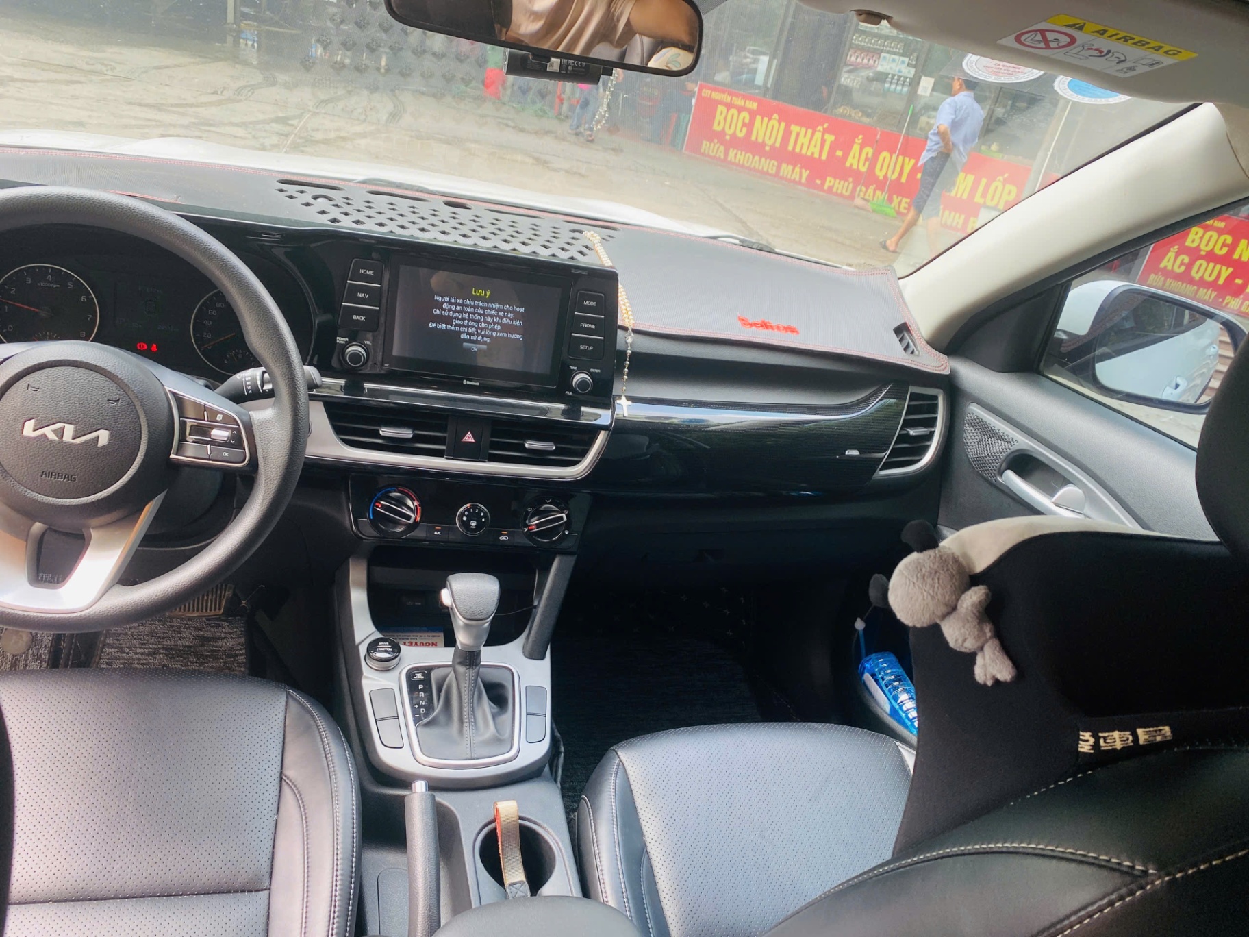 Kia Seltos Deluxe 1.4 AT 2022 - Nội thất 2