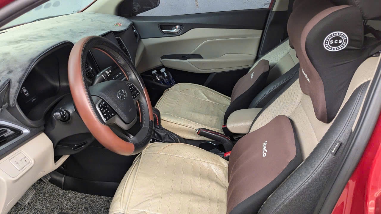Hyundai Accent 1.4 AT Đặc Biệt 2021 - Nội thất 1