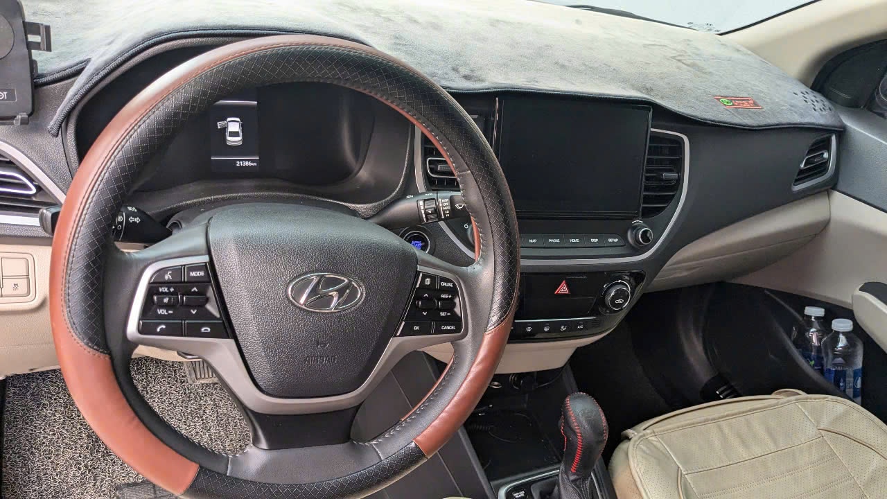 Hyundai Accent 1.4 AT Đặc Biệt 2021 - Nội thất 2