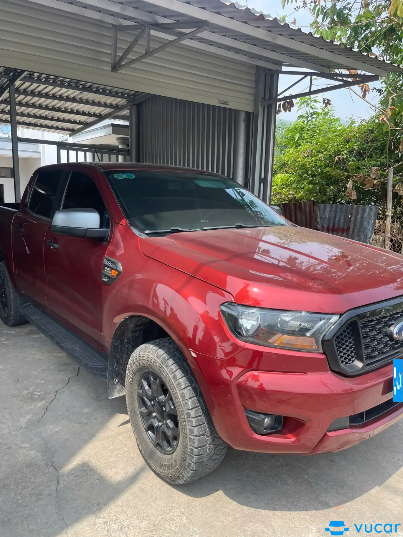 Ford Ranger XLS 2.2L 4x2 AT 2020 - Ngoại thất 2