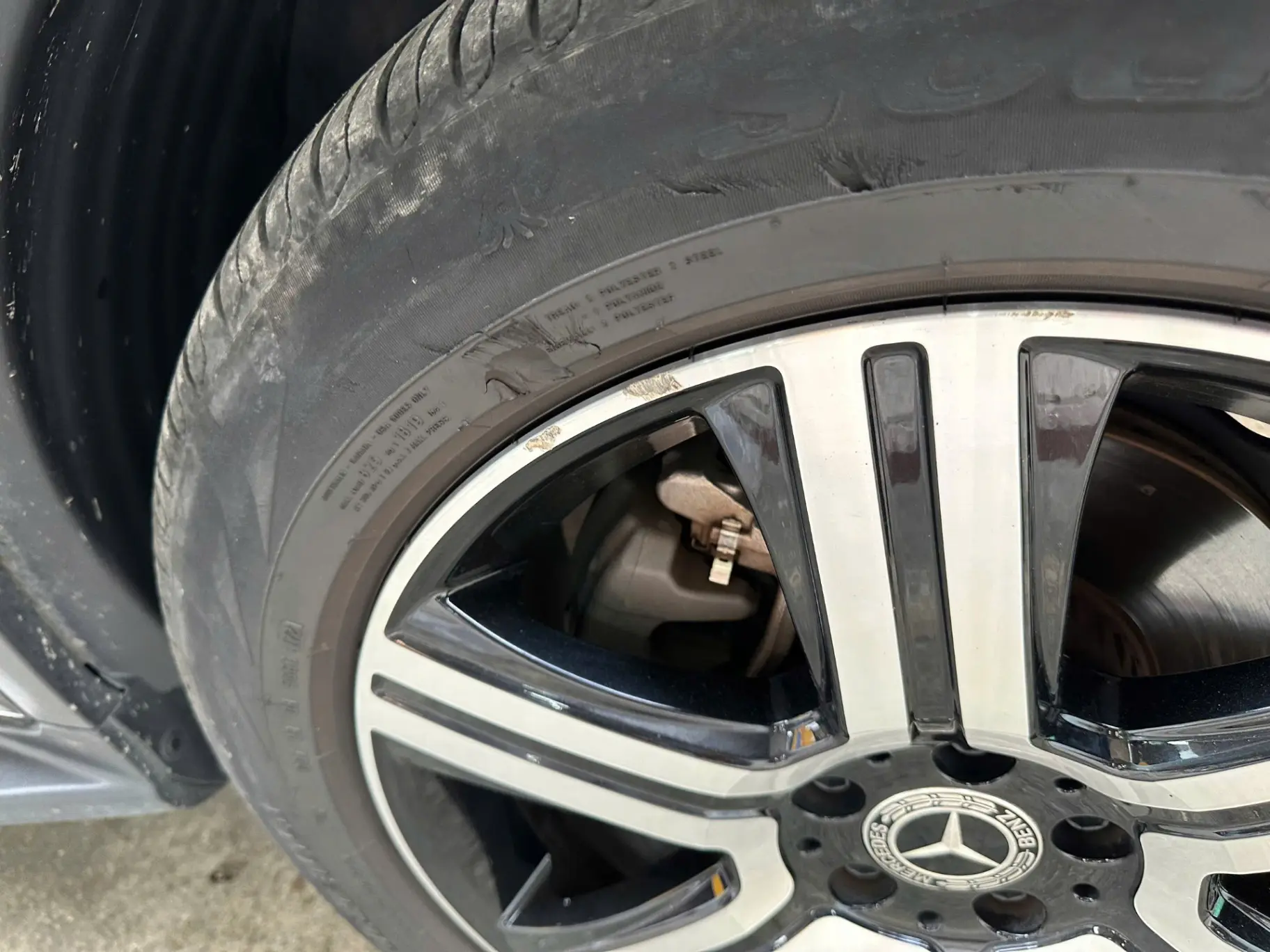 Mercedes Glc 200 4Matic 2021 - Ngoại thất 5
