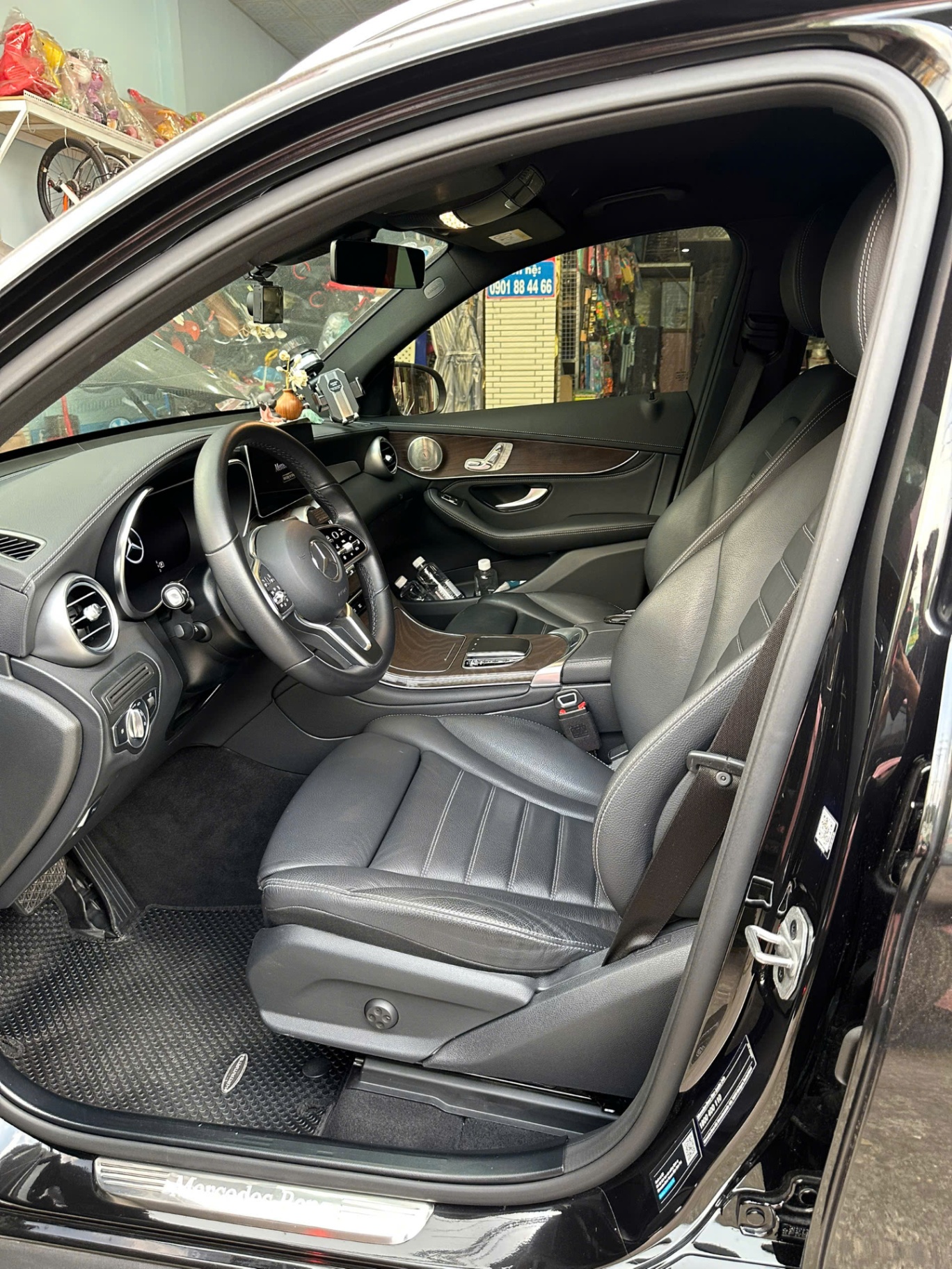Mercedes Glc 200 4Matic 2021 - Nội thất 1
