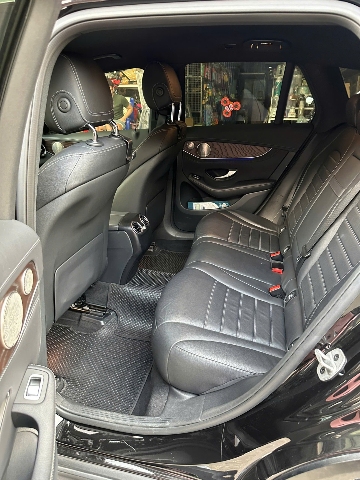Mercedes Glc 200 4Matic 2021 - Nội thất 9